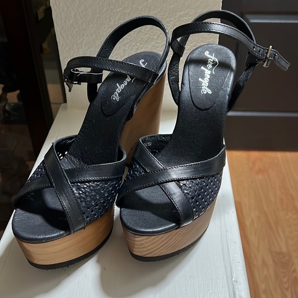 Free People platform, Black, size 40 - Picture 1 of 9